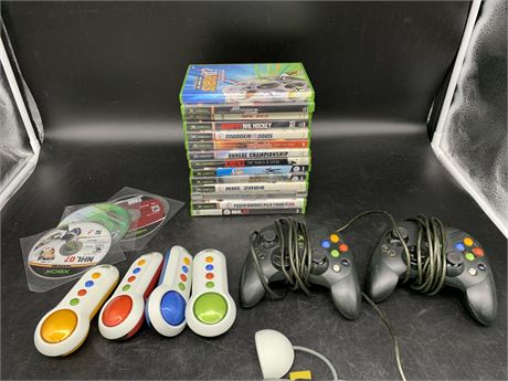 XBOX GAMES W/2 CONTROLLERS & ACCESSORIES