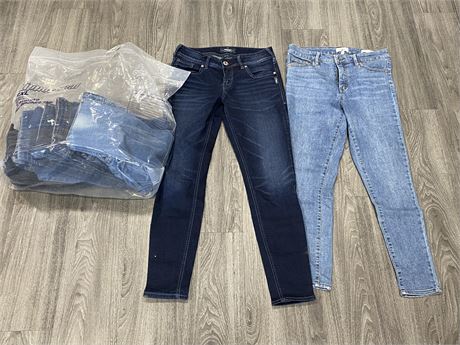 10 WOMENS SKINNY JEANS - GUESS, AE ETC.