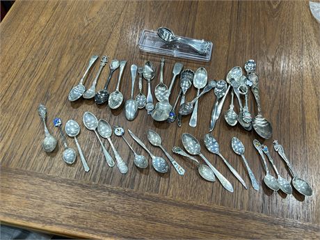 LOT OF COLLECTOR SPOONS - 15 SPOONS ARE MARKED STERLING