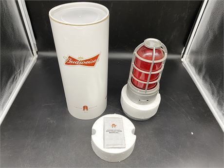 LIMITED EDITION BUDWEISER RED LIGHT (Never used)