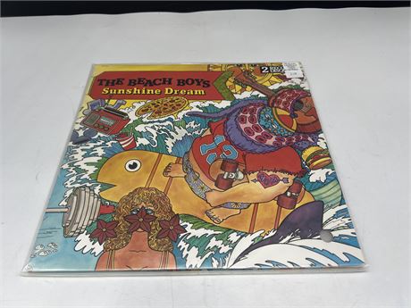 BEACH BOYS 1982 - DOUBLE LP - ORIGINAL PRESS - EXCELLENT (E)