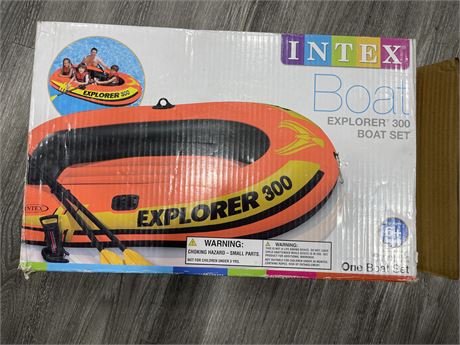 NEW INTEX EXPLORER BOAT SET