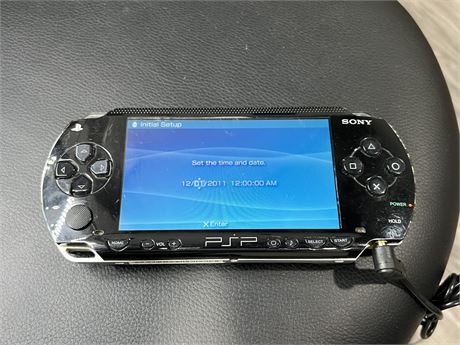 PSP - WORKS W/CHARGER