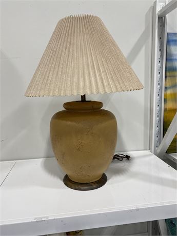 1 LARGE BEIGE LAMP