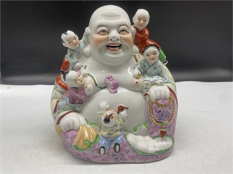 CHINESE FAMILLE ROSE PORCELAIN HAPPY BUDDHA WITH 5 CHILDREN SIGNED