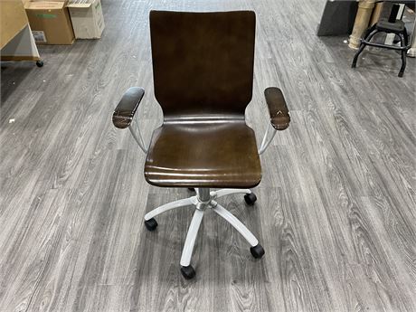 VINTAGE WOOD OFFICE CHAIR (35” TALL)