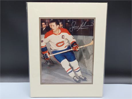 JEAN BELIVEAU (Montreal Canadiens)SIGNED PHOTOGRAPH, MATTED 11X14 WITH COA