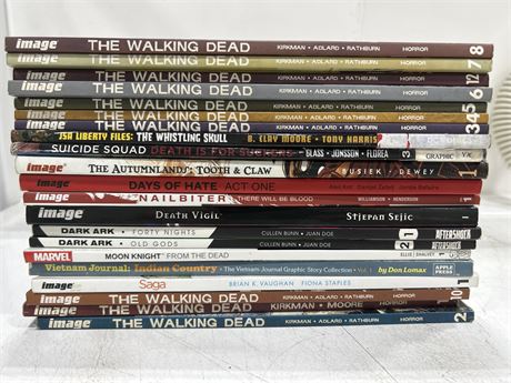 STACK OF GRAPHIC NOVELS - ASSORTED TITLES - WALKING DEAD + MORE