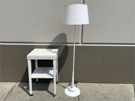 WHITE TABLE (17”X28”) W/WHITE FLOOR LAMP (56” TALL)