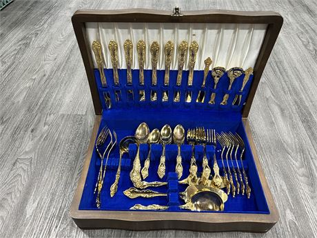VINTAGE GOLD PLATED CUTLERY SET