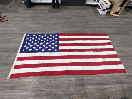 LARGE VINTAGE USA 50 STAR FLAG VALLEY FORGE FLAG COMPANY - NEW OLD STOCK