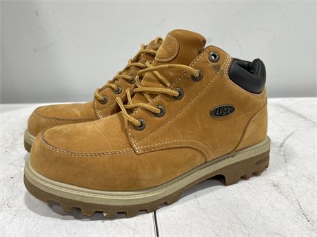 NEW PAIR OF LUGZ BOOTS - SIZE 8