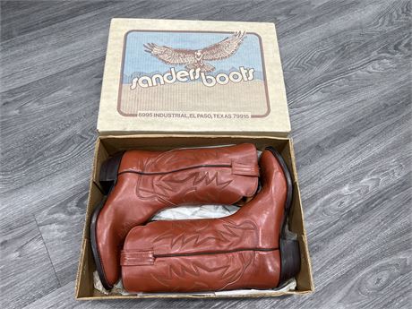 NEW OLD STOCK - SANDERS COWBOY BOOTS - SIZE 11 - HARD TO FIND