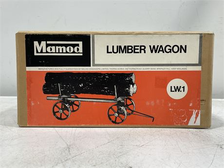 MAMOD LUMBER WAGON LW. 1 - MINT IN BOX W/ LOGS
