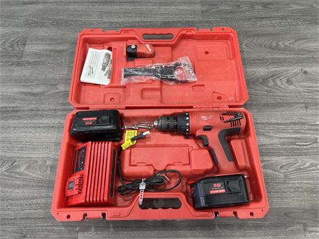 MILWAUKEE 18V DRILL W/ BATTERIES, CHARGER, CASE & ECT