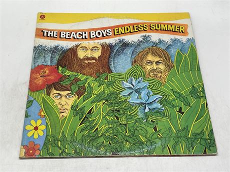 THE BEACH BOYS - GATEFOLD - 2 LP’S - EXCELLENT (E)