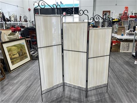 FOLDING 3 PANEL WROUGHT IRON ROOM DIVIDER - 5’TALL 4’WIDE