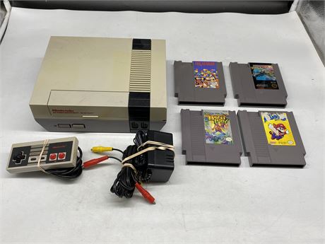 NES W/ CONTROLLER, CORDS & 4 GAMES