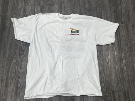 IN & OUT BURGER CALIFORNIA T SHIRT - SIZE XXL