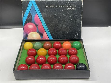 SUPER CRYSTALATE SNOOKER BALL SET MADE IN ENGLAND IN ORIGINAL BOX
