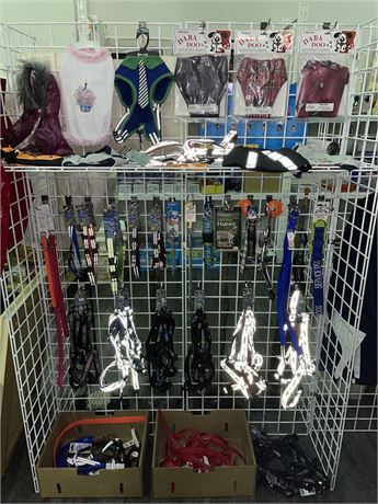 HUGE DEALER LOT OF NEW DOG COLLARS/LEASHES/ACCESSORIES (~100 ITEMS)