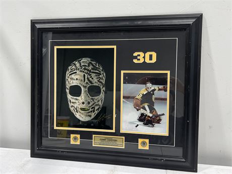 SIGNED GERRY CHEEVERS DISPLAY (28”x24”)