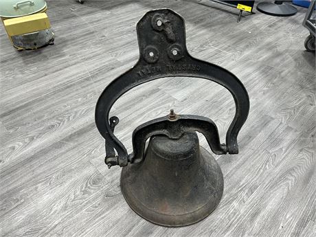 LARGE ANTIQUE SCHOOL / CHURCH CAST IRON BELL W/ATTACHMENT (19” tall)