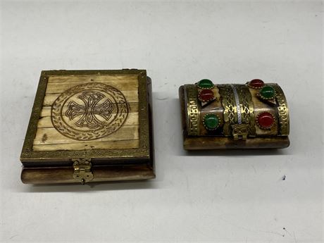 2 OLD CARVED / JEWELLED JEWELRY BOXES