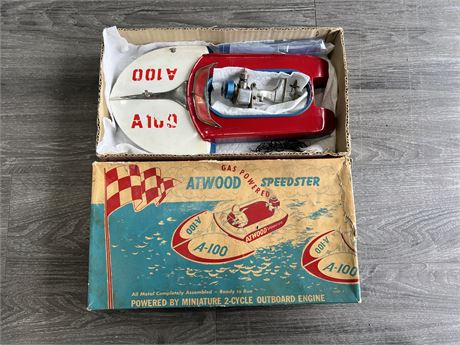 RARE ATWOOD SPEEDSTER - GAS POWERED W/ OG BOX 15” (LATE 1950’s)