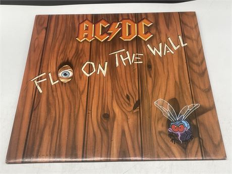 AC/DC - FLY ON THE WALL - NEAR MINT (NM)