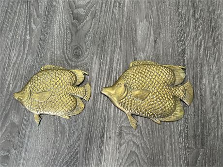 MCM BRASS WALL MOUNT FISH - LARGER ONE IS 9”
