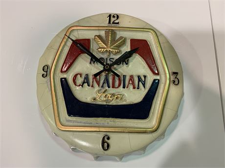 MOLSEN CANADIAN BOTTLE CAP WALL CLOCK (BATTERY POWERED)