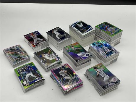 600+ MISC BASEBALL CARDS - INCLUDES STARS, INSERTS AND ROOKIES