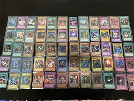 60 YU-GI-OH CARDS
