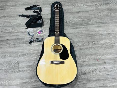 ROBSON ACOUSTIC GUTAIR WITH ACCESSORIES AND BAG (GREAT CONDITION)