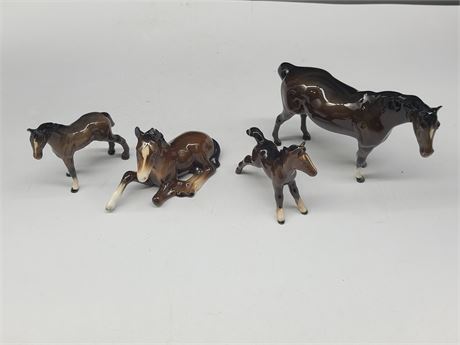 4 BESWICK HORSE FIGURES - 2 MARKED BESWICK (2 repaired legs - largest 6.5" long)