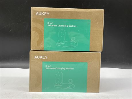 2 SEALED AUKEY 3-IN-1 WIRELESS CHARGING STATION