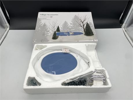 DEPARTMENT 56 - SWAN POND ANIMATED SCENE W/ ADAPTER CORD