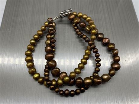 3 STRAND REAL PEARL BRACELET (Golden pearls)
