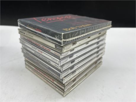10 BOB DYLAN CDS - EXCELLENT COND.