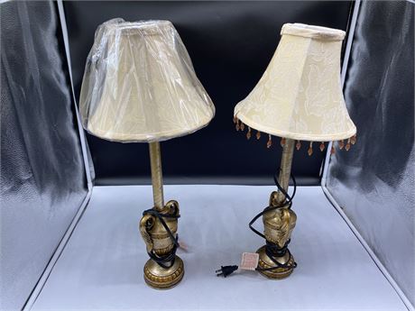 2 SIDE TABLE LAMPS