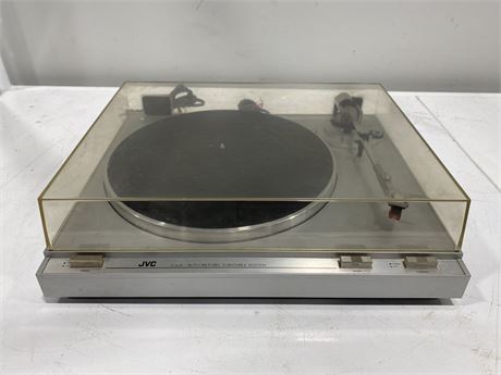 JVC L-A21 TURNTABLE (Turns on)