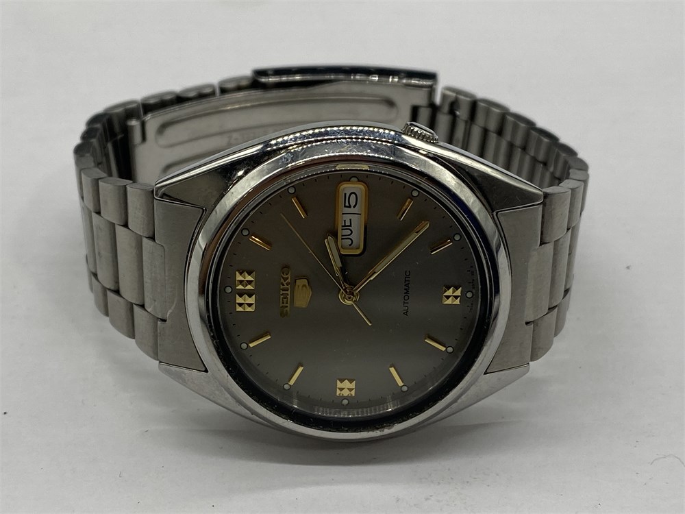 Urban Auctions - AUTOMATIC SEIKO 7S26-0480 VERY GOOD CONDITION