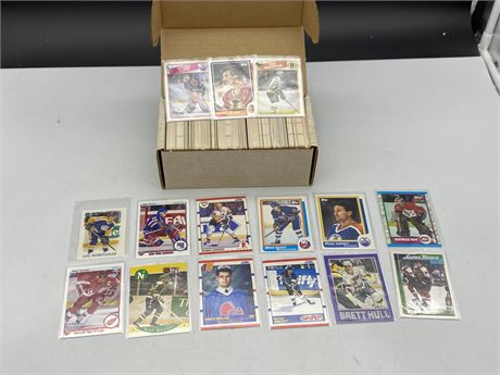 ~400 MINT NHL CARDS MOSTLY 1990s - INCLUDES ROOKIES & STARS