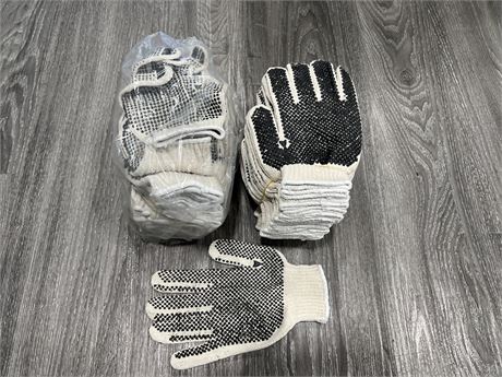 24 PAIRS OF GARDENING GLOVES - SIZE SMALL