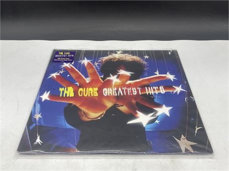 THE CURE - GREATEST HITS - NEAR MINT (NM)