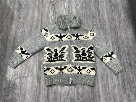 HAND MADE COWICHAN SWEATER SIZE M/L
