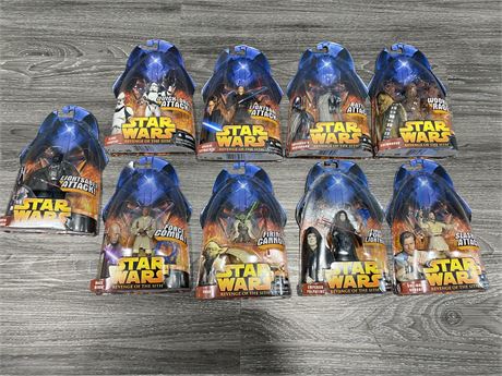 9 UNOPENED STAR WARS HASBRO COLLECTABLES (Revenge of the Sith)