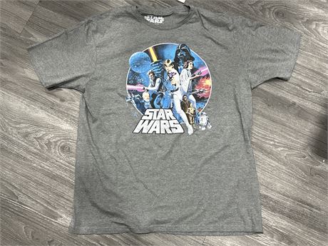 NEW W/TAGS SIZE XL VINTAGE STYLE STAR WARS SHIRT