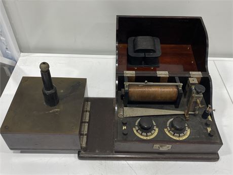 VICTORIAN MEDICAL QUACKERY HIGH-FREQUENCY CREATING MACHINE